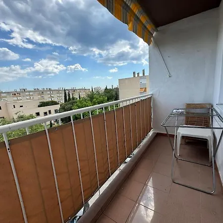 Lejlighed One Bedroom With Balcony Split