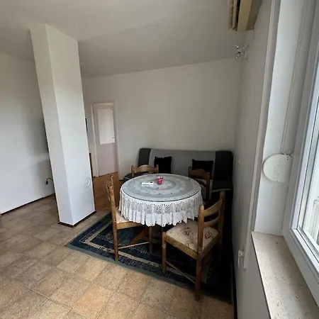 One Bedroom With Balcony Lejlighed
