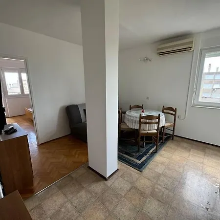 Lejlighed One Bedroom With Balcony *