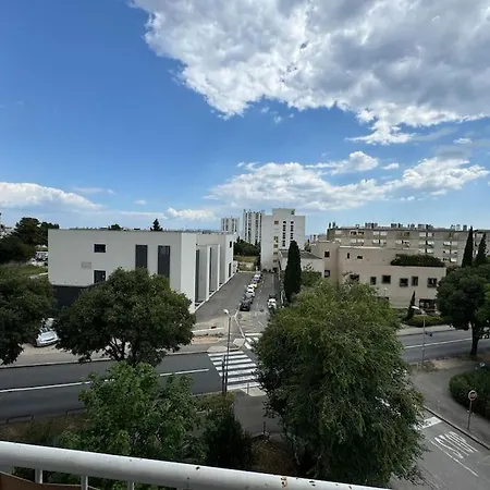 One Bedroom With Balcony *
